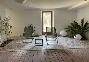 PISCINE INTÉRIEURE CHAUFÉE ET SECURISÉE